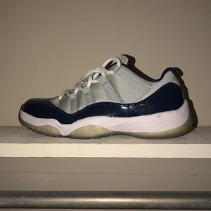Jordan retro 11 low Georgetown